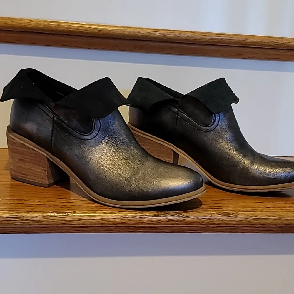 BP Booties - Picture 2 of 8